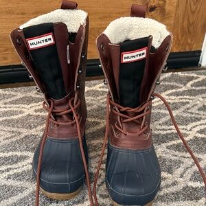 Hunter Two-Tone Winter Boots size 10